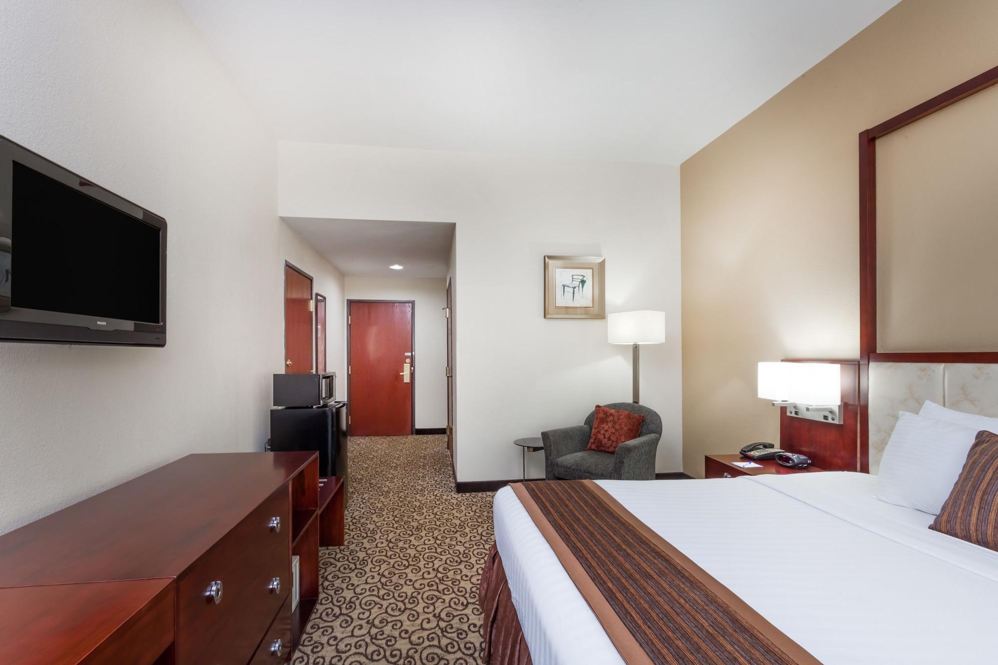 Baymont By Wyndham Columbia Fort Jackson Esterno foto